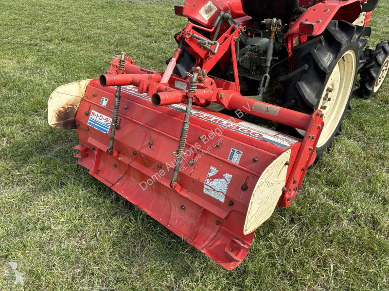 Tracteur agricole Yanmar YM1820D
