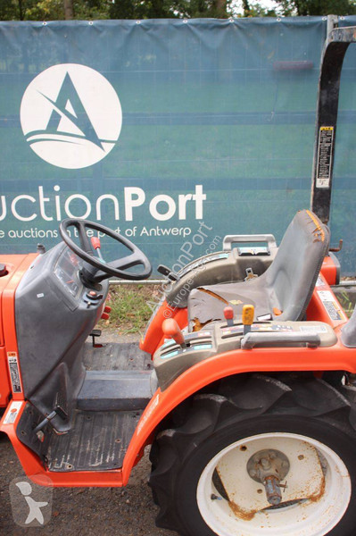 Tracteur agricole Kubota GB15