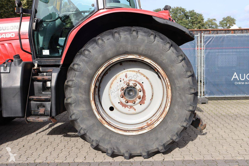 Zemědělský traktor Massey Ferguson 6490 Dyna-6