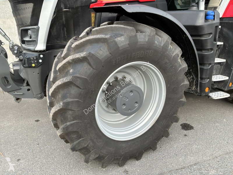 Zemědělský traktor Massey Ferguson 9S.425...