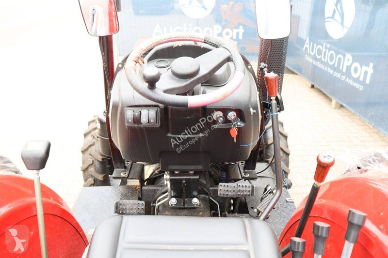 Tractor  504