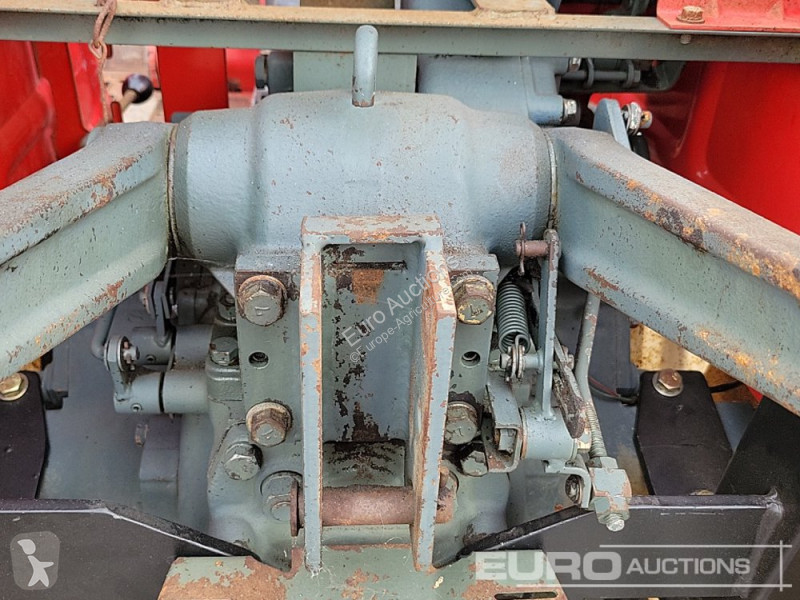 Lantbrukstraktor  YM2402D