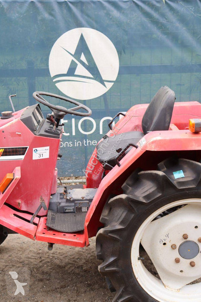 Tracteur agricole Shibaura P21F