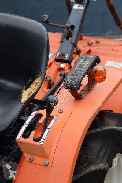 Tractor Kubota B1402