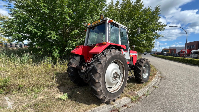 Tractor agrícola Massey Ferguson