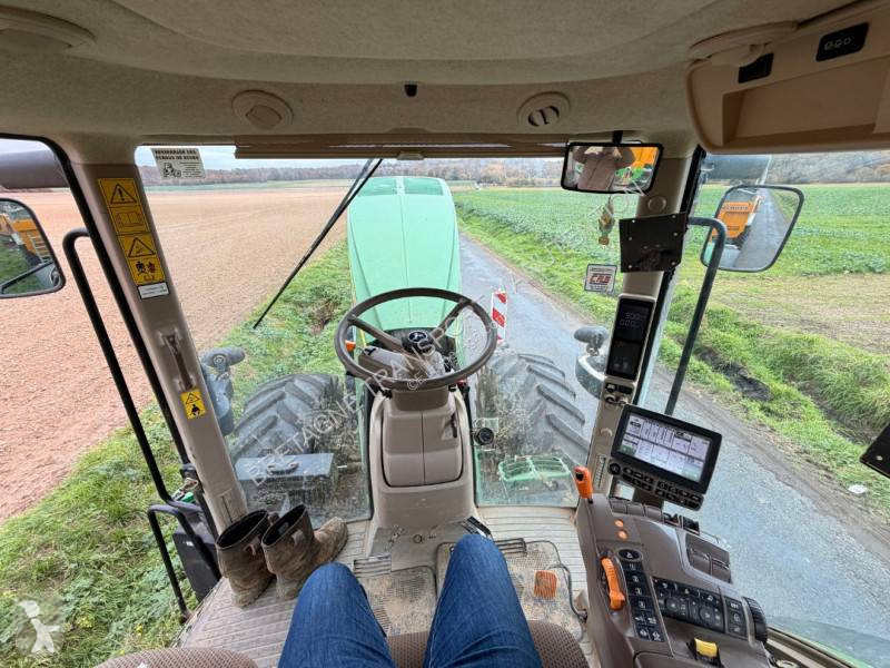 Lantbrukstraktor John Deere 7210R