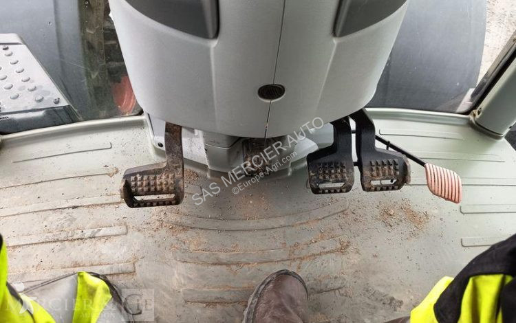 Lantbrukstraktor Claas