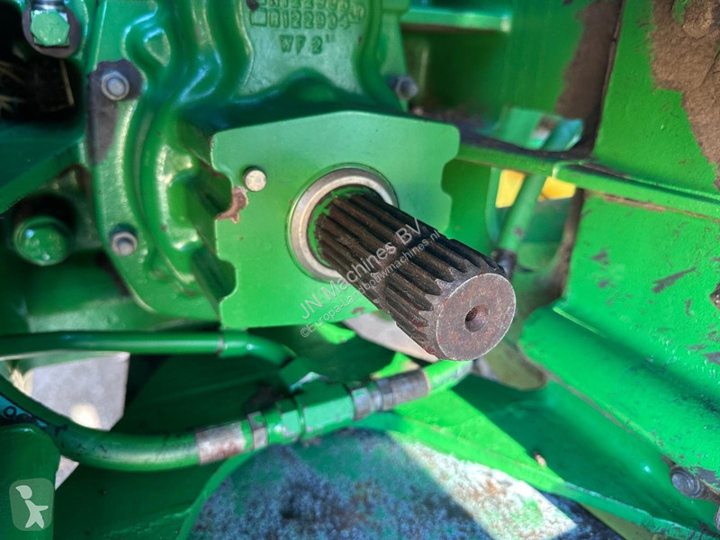 Lantbrukstraktor John Deere 8120 Powershift