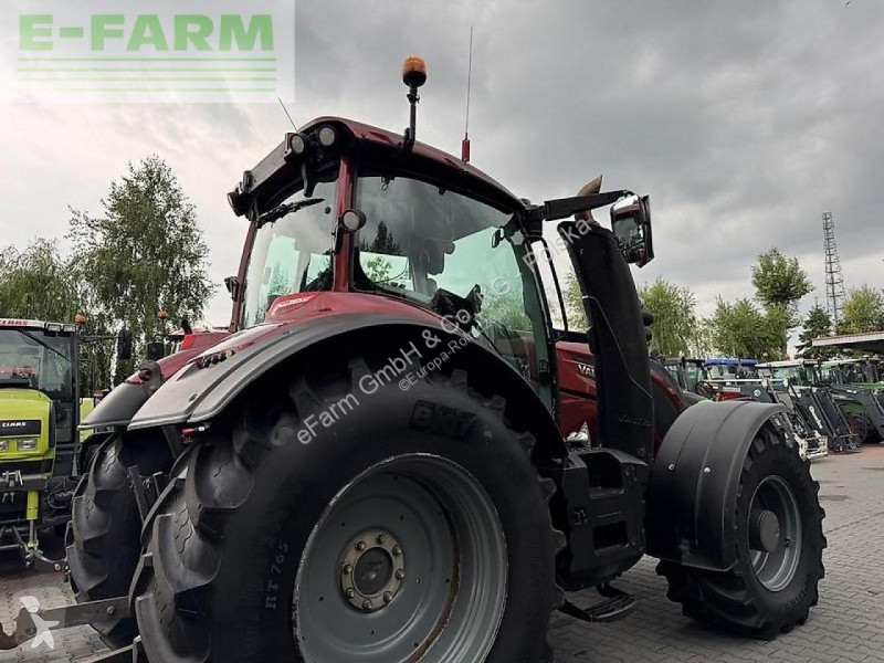 Valtra  t234 versu smarttouch tractor