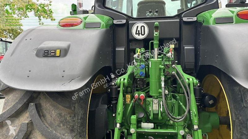 Landbrugstraktor John Deere  6m240