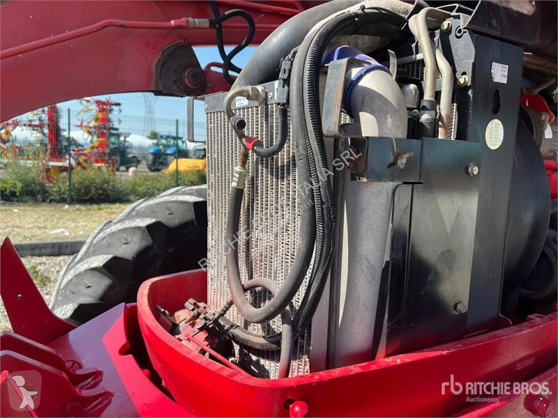 Tractor  MC135