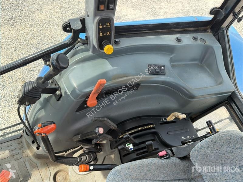Tractor New Holland TL100A