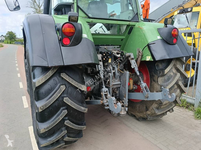 Lantbrukstraktor Fendt 712 Vario TMS fronthef...