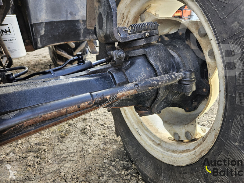 Трактор New Holland TD 5.105