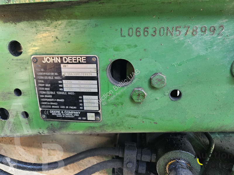 Lantbrukstraktor John Deere 6630 Premium