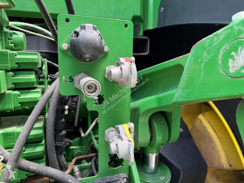 Ciągnik John Deere 8R 370