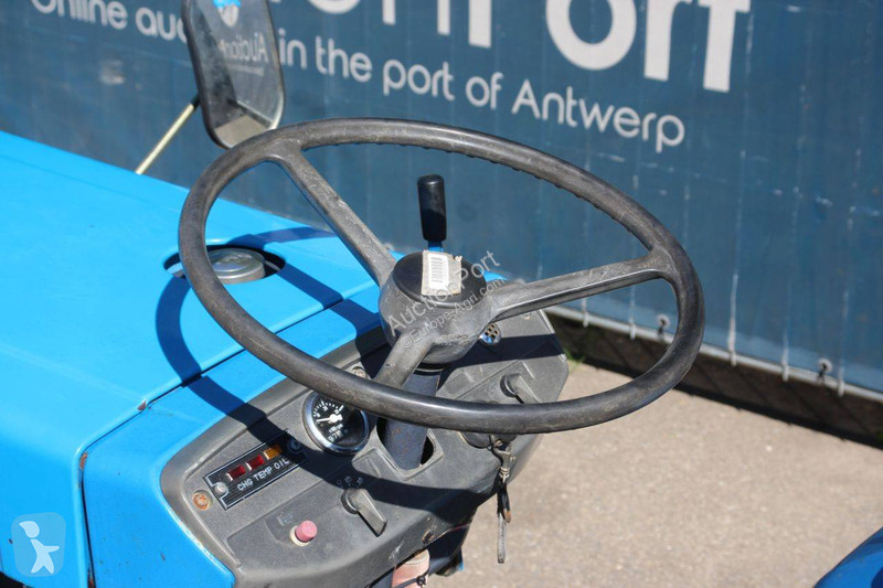 Lantbrukstraktor Mitsubishi MT1301D