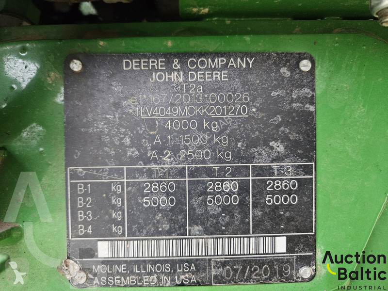 Lantbrukstraktor John Deere 4049 M