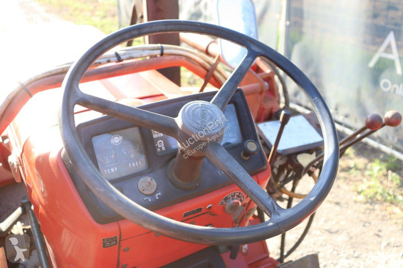 جرار زراعي Yanmar YM1802D