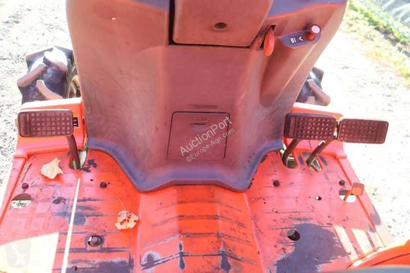 جرار زراعي Kubota GT21