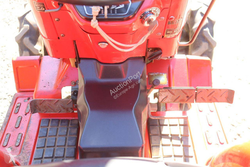 جرار زراعي Yanmar YM1720D