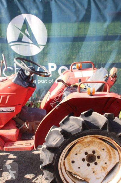 جرار زراعي Yanmar YM1720D