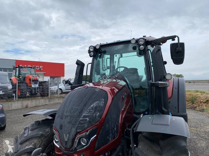 Tracteur agricole Valtra N175/DIRECT UNLIMITED...