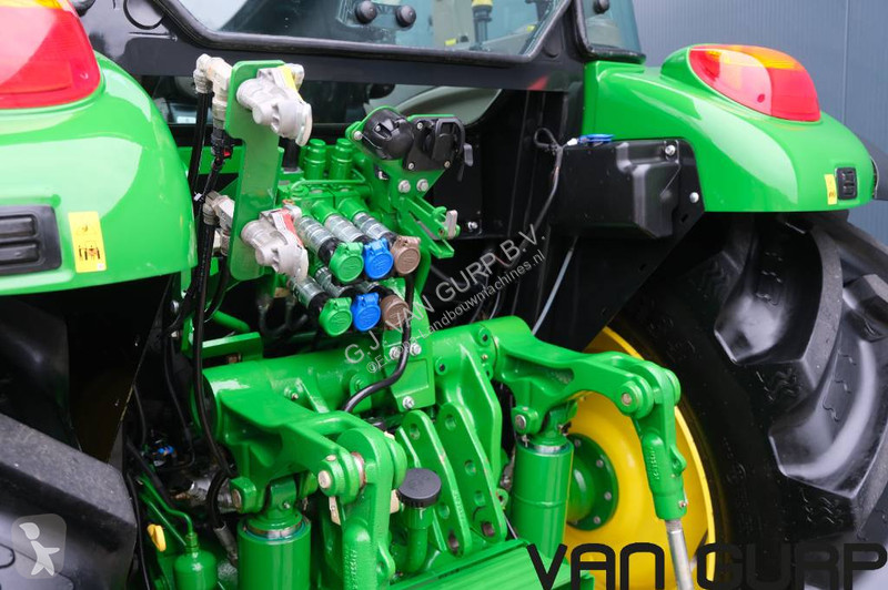 Сільськогосподарський трактор John Deere 5130 M...