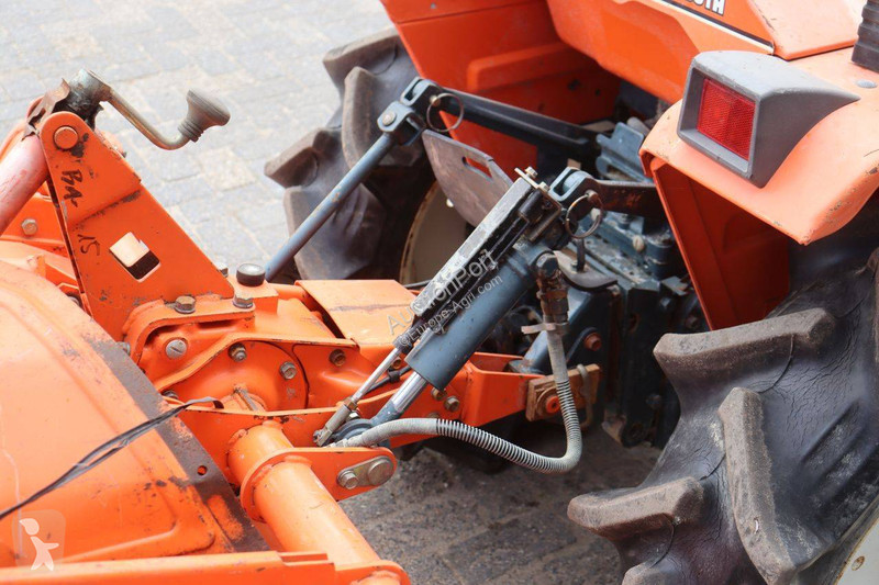 Tractor Kubota Bulltra B1-15