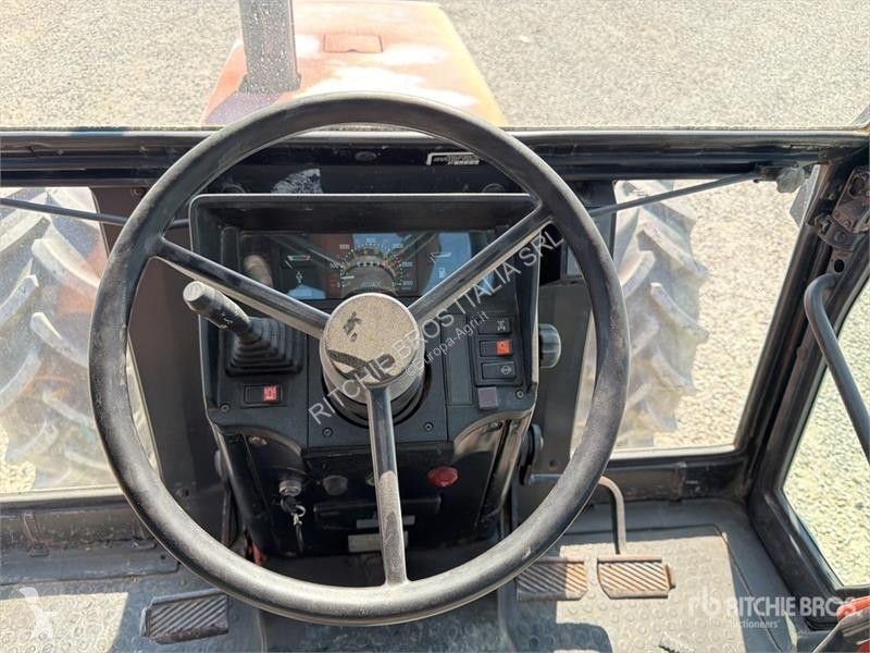 Сільськогосподарський трактор Fiat 82-94 DT 4WD...