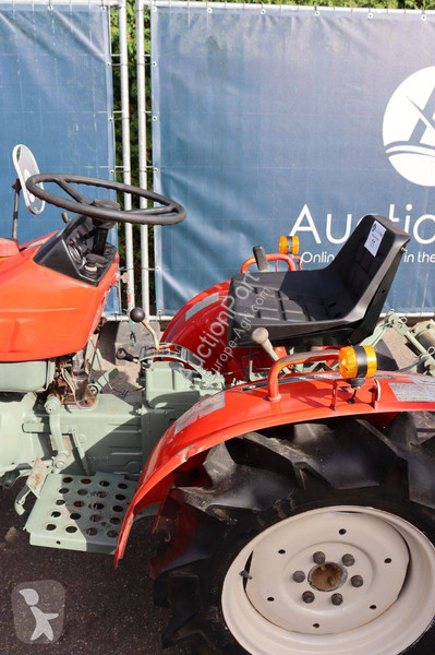 Tractor agrícola Yanmar YM1510