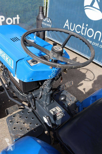 Tractor agrícola Iseki TX1500F