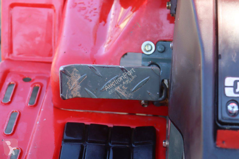 Tractor agrícola Yanmar YM1610D