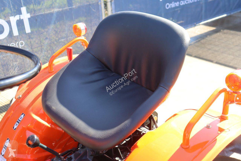 Tractor agrícola Kubota B7001DT