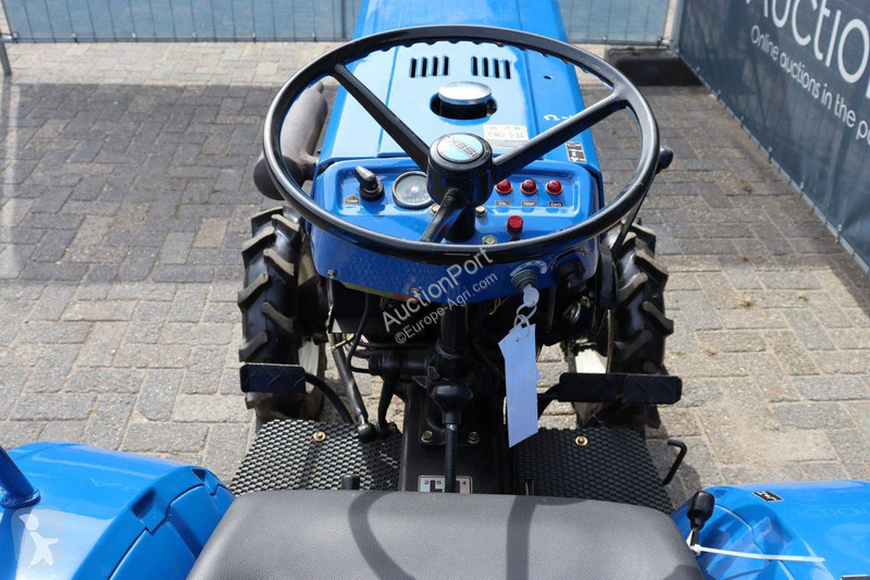 Tractor agrícola Iseki TX1510F