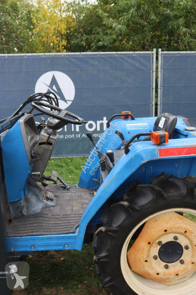 Tracteur agricole Iseki TA207F