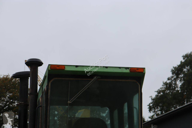 Zemědělský traktor  Bearcat PT225