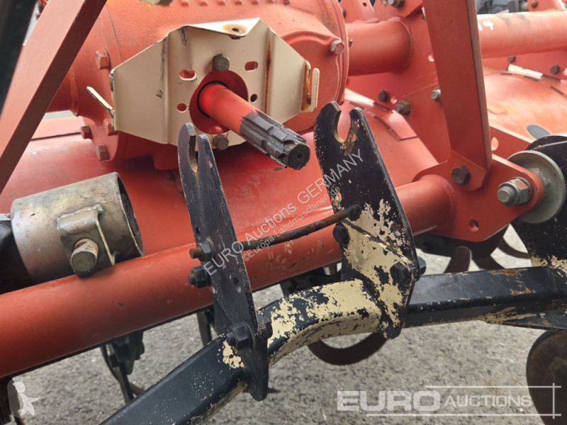 Zemědělský traktor Massey Ferguson 3060
