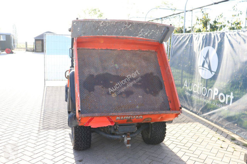 Zemědělský traktor Kubota RTV900
