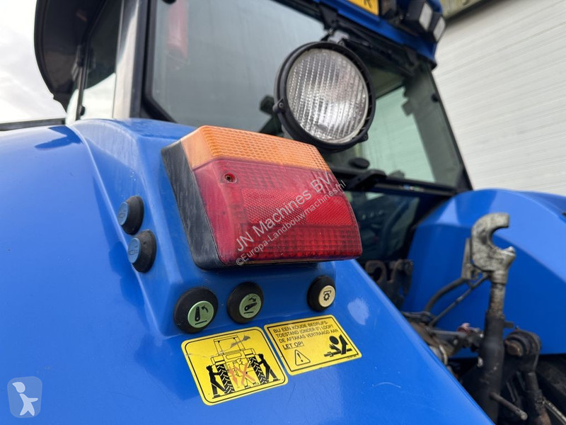 Tracteur agricole New Holland TVT 195 Dutch...