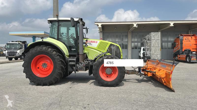 Tractor agrícola Claas Axion 810