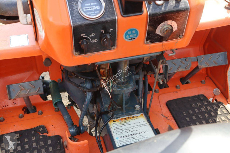Tractor agrícola Kubota B1402-M