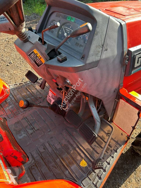 Tractor agrícola Kubota GL221 Grandel