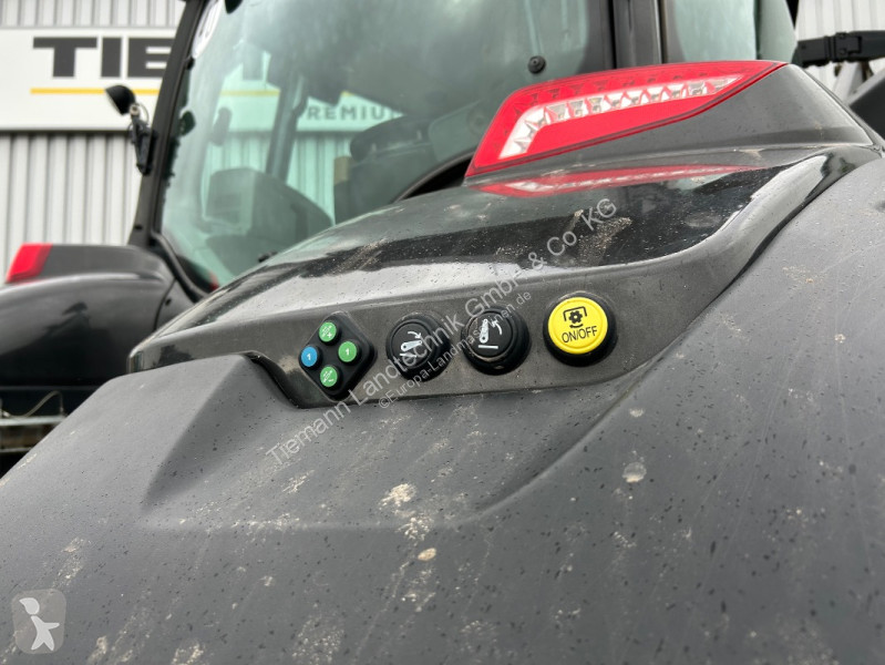 Lantbrukstraktor Valtra