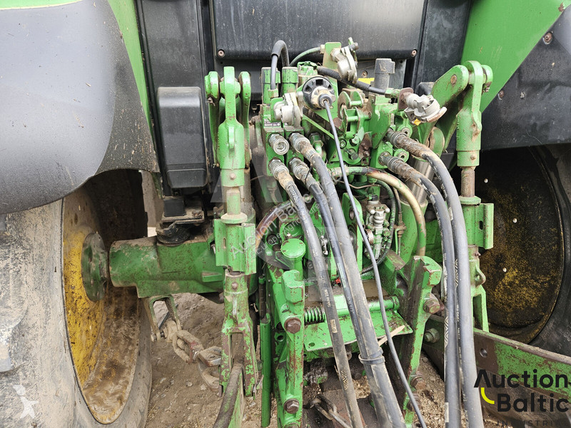 Lantbrukstraktor John Deere 6430