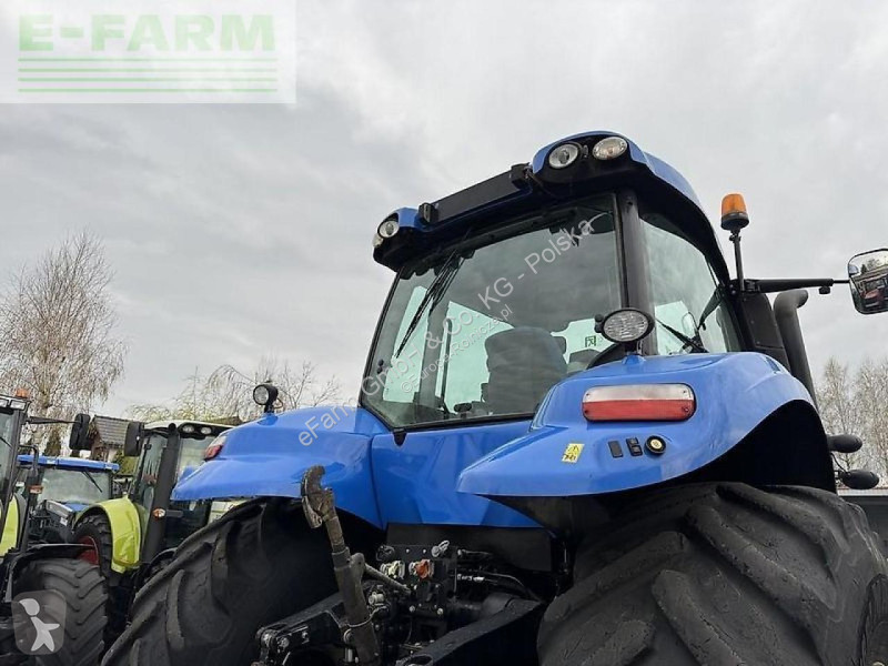 Traktor New Holland  t8.330 ultra command
