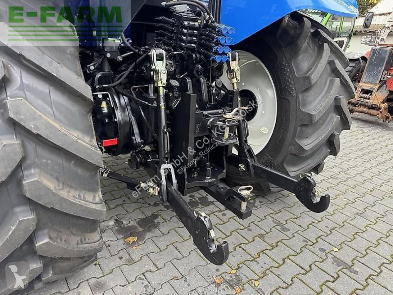 Traktor New Holland  t7.200 rangecommand