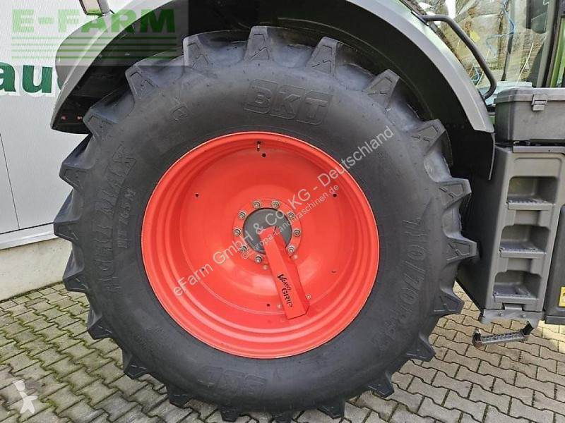 Landbrugstraktor Fendt  828 vario profi plus