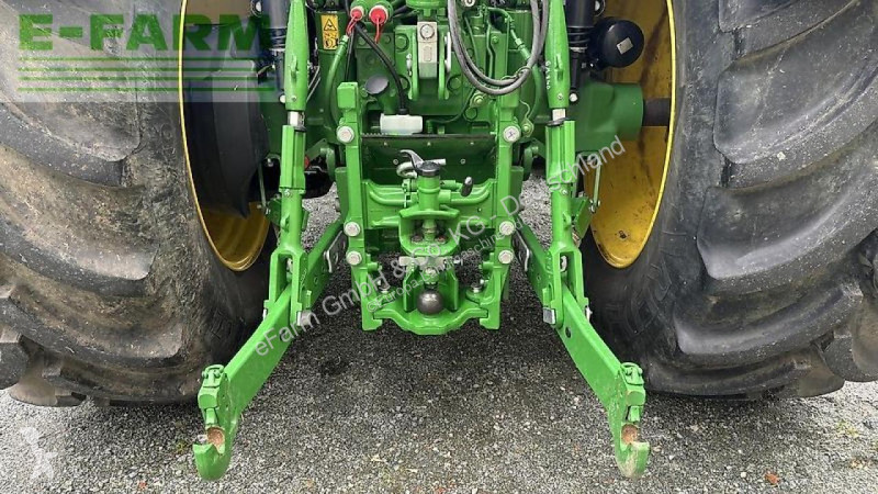 Landbrugstraktor John Deere  6m240