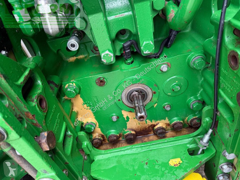 Lantbrukstraktor John Deere 7230R